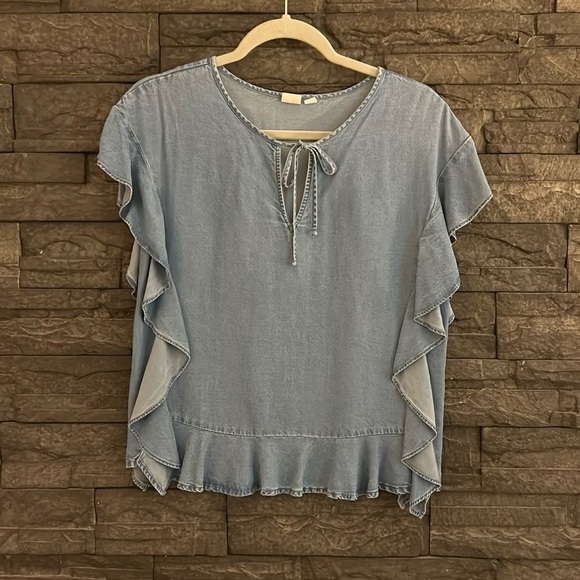Gap Denim blouse. Size XS - Picture 1 of 4